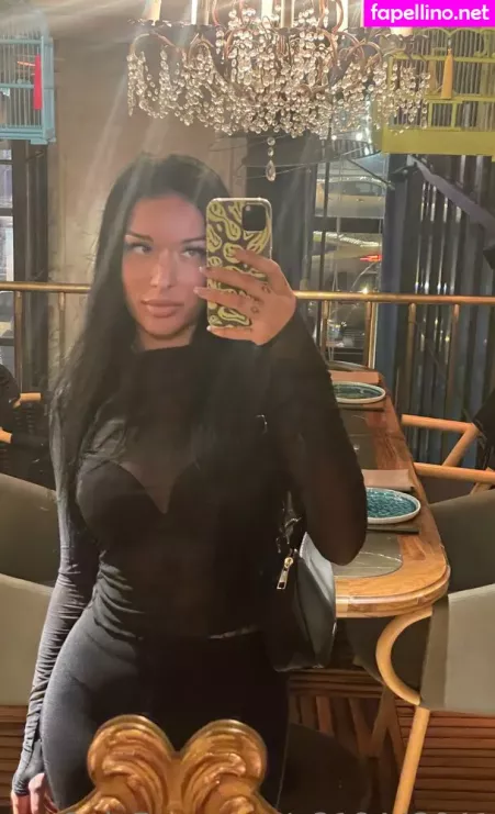 Luxury Lady OnlyFans Thumbnail #XJ032WuYb3