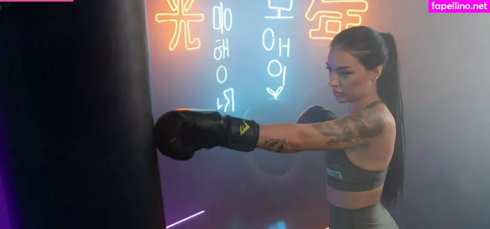 Luxury Lady OnlyFans Thumbnail #rsxeXrgKv3