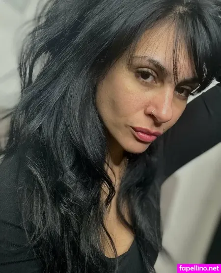 Luz1985 OnlyFans Thumbnail #X6hqgQzlVp