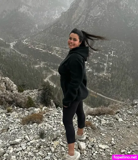 Luztorresss OnlyFans Thumbnail #jBlGrhP1CF