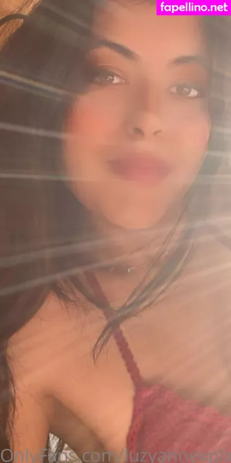 Luzyannerotic OnlyFans Thumbnail #Rv5uyt5ENG