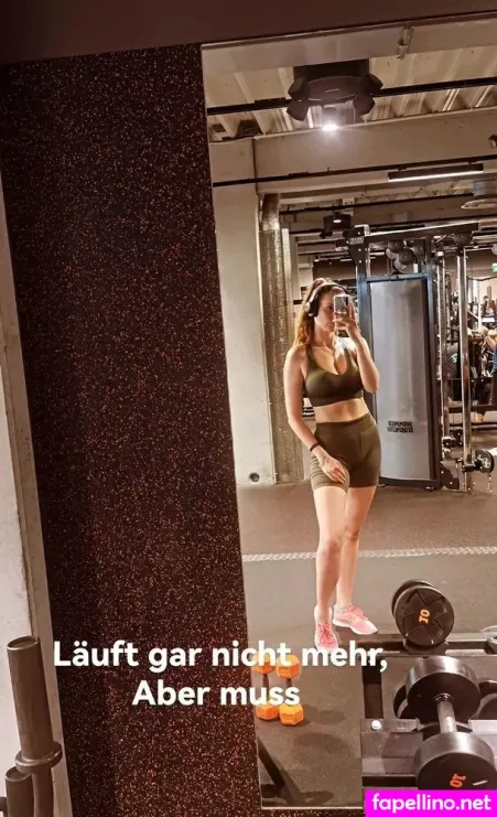 Lvcia Hyrula OnlyFans Thumbnail #2EOCauDUJn