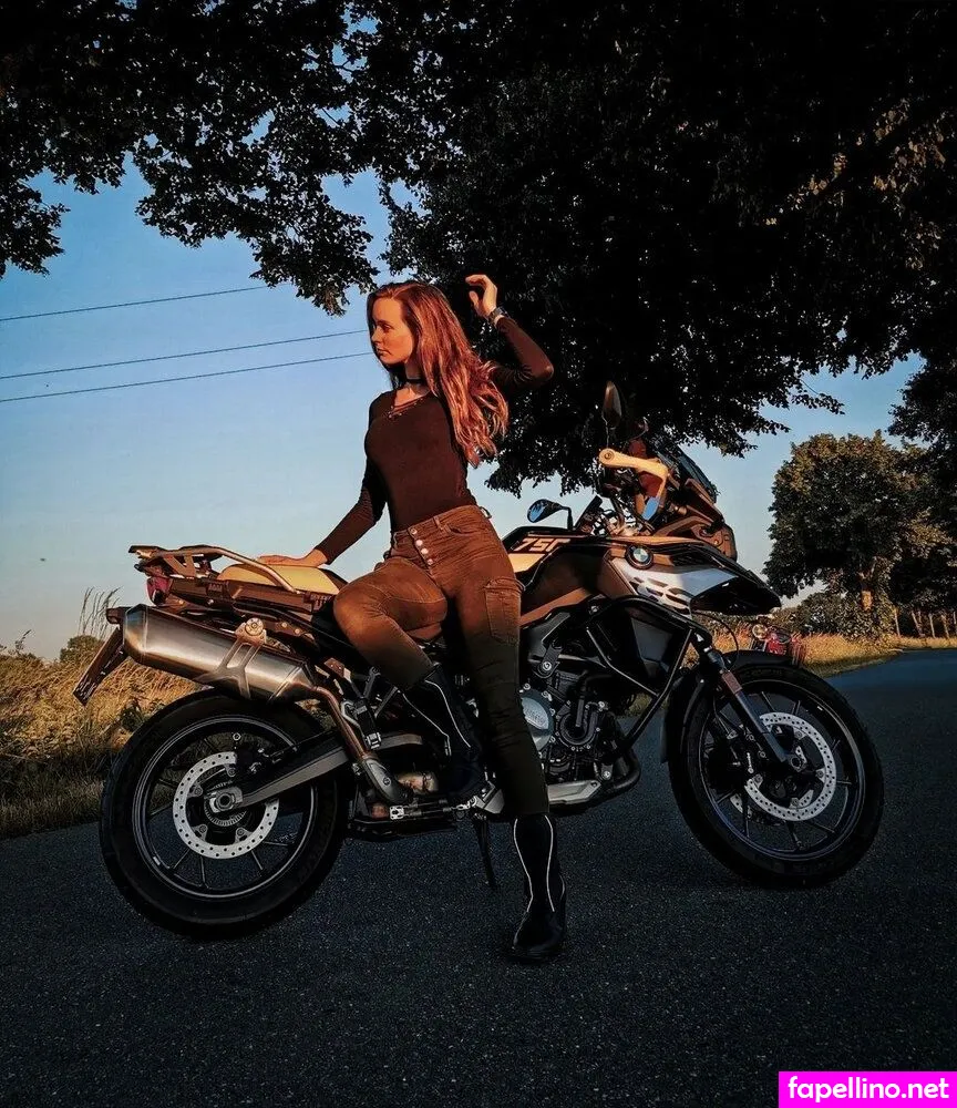 LvciaLive, hyrula Nude Leaked OnlyFans Photo #5vDJJk1eWF