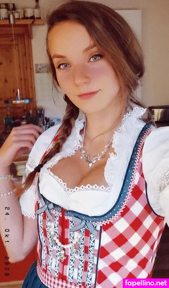 LvciaLive, hyrula Nude Leaked OnlyFans Photo #81TGi84vDa