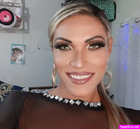 Lvia Marques Transex OnlyFans Thumbnail #16XqIPbH0a