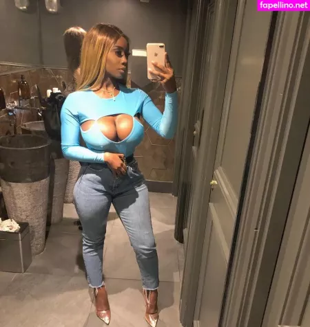 Lxrycc OnlyFans Thumbnail #0UJf07X4fV