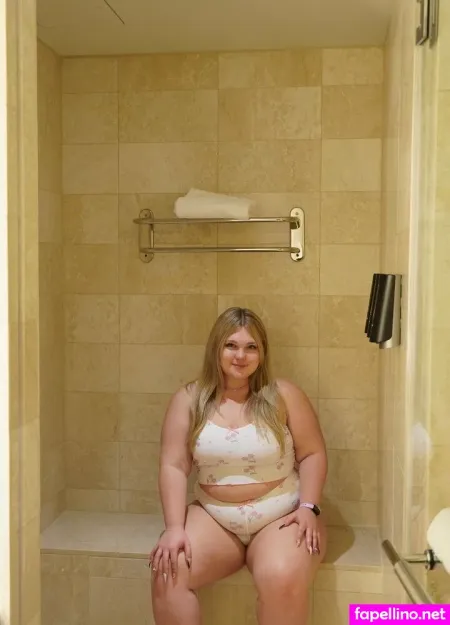 Lxves 2 OnlyFans Thumbnail #fs7evt1dyB