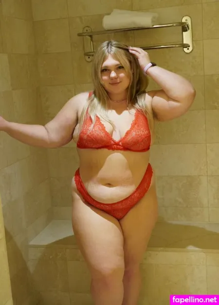 Lxves 2 OnlyFans Thumbnail #pG1txESDe2