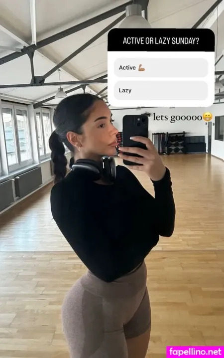 Lya Aylin OnlyFans Thumbnail #zXYmYGZVcr