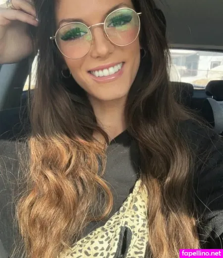 Lya Diezl OnlyFans Thumbnail #w9JxFNk3jT