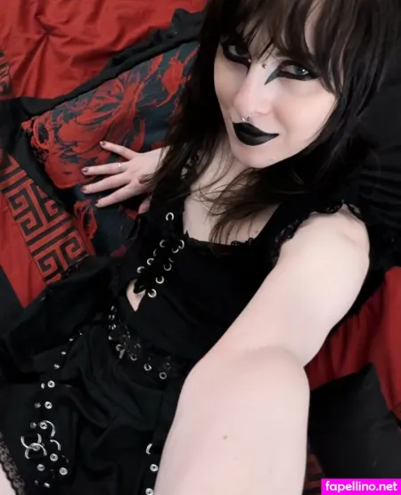 Lyannaqt OnlyFans Thumbnail #9e0p1dbSJ9