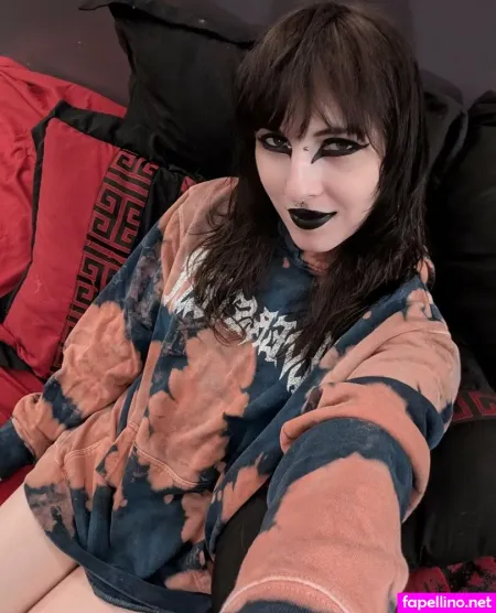 Lyannaqt OnlyFans Thumbnail #nTSNe3G1Qu