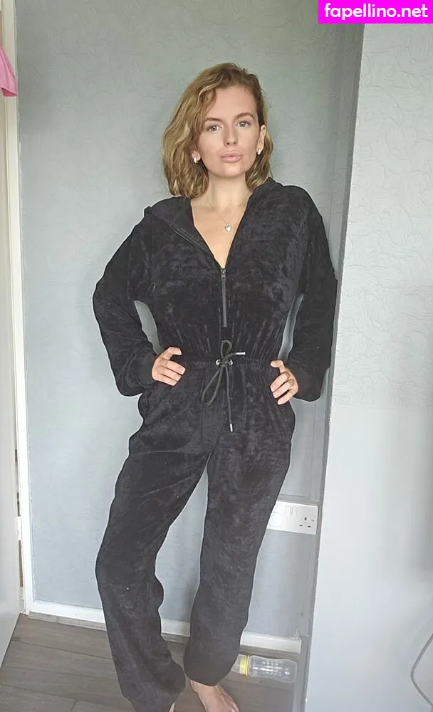 LyciaSharyl, Lyciarutter_xo, dollydaddysgirls Nude Leaked OnlyFans Photo #ZbrBDttsm2