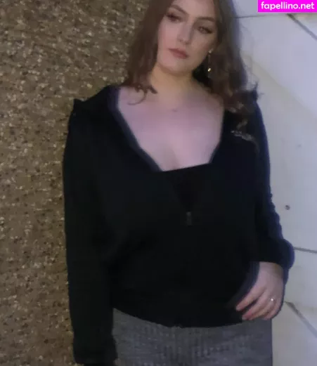 Lydia B OnlyFans Thumbnail #VS5q2ZlbK8