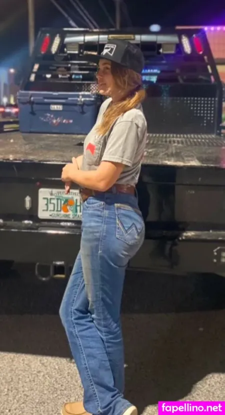 Lydia Davis OnlyFans Thumbnail #oU9N47Spor