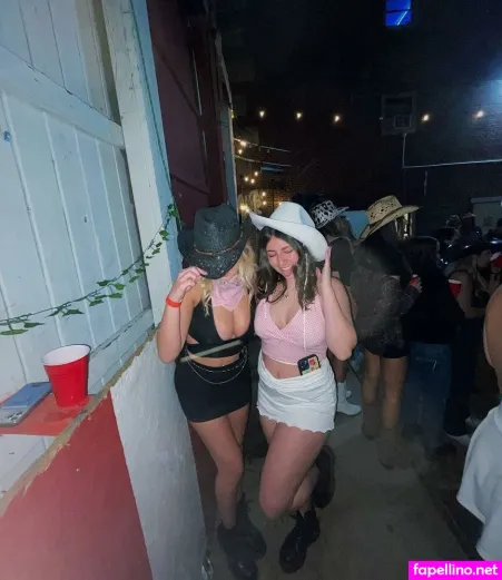 Lydia Feiler OnlyFans Thumbnail #U1QlO1SqV2