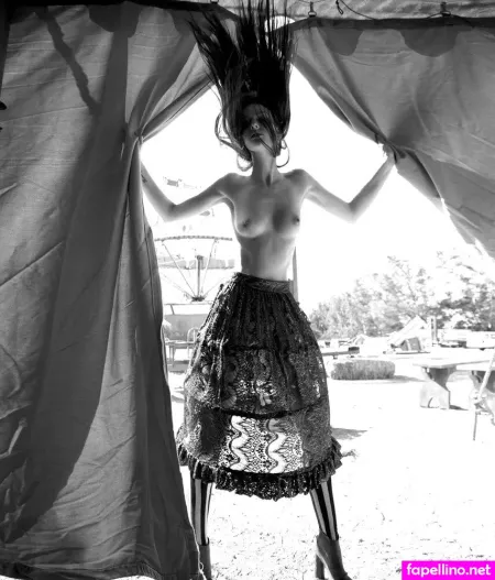 Lydia Hearst OnlyFans Thumbnail #DGqdBm2rgy