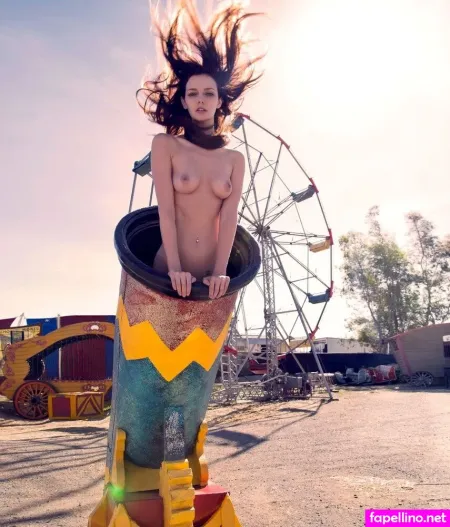 Lydia Hearst OnlyFans Thumbnail #d1pYKg6dUC