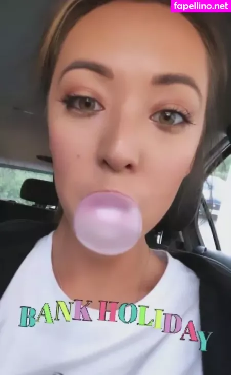 Lydia Hewitt OnlyFans Thumbnail #HDe7RywQMl