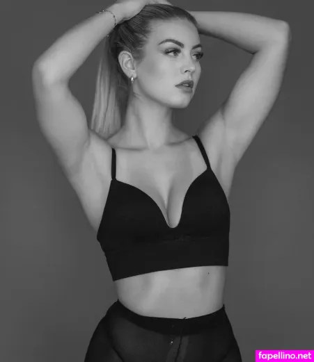 Lydia Isabell OnlyFans Thumbnail #CKZEBHFZde