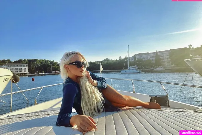 Lydia Kelovitz OnlyFans Thumbnail #IAoOergCfI