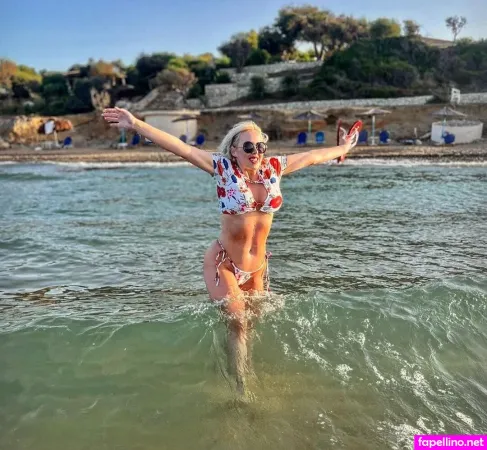 Lydia Kelovitz OnlyFans Thumbnail #NXQKEyXP0H