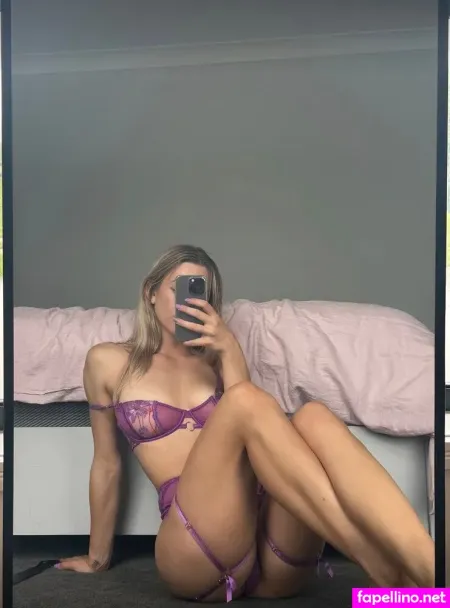 Lydia Owen OnlyFans Thumbnail #w4SHSCsaeC