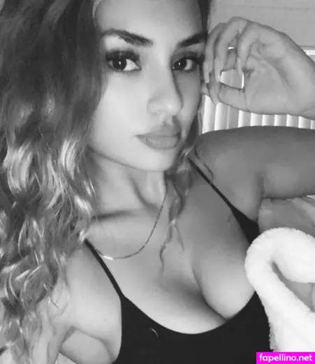 Lydia Simonis OnlyFans Thumbnail #82FkUx5Ofq