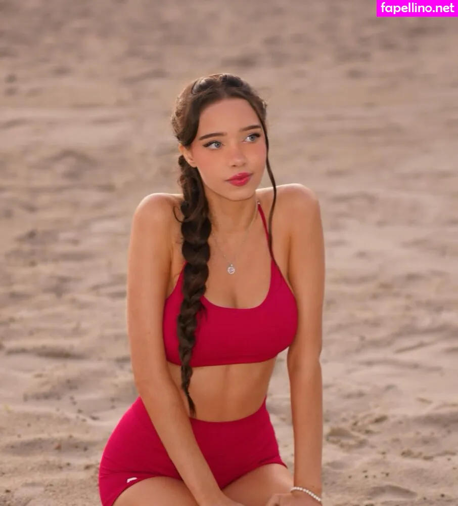 lydiaviolet, lydiavioletofficial, lydiaviolettv Nude Leaked OnlyFans Photo #BrO16lUdFE