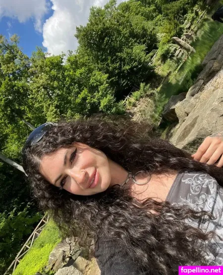 Lydiablackfree OnlyFans Thumbnail #501IKgnol9