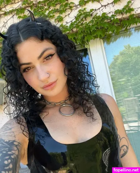 Lydiablackfree OnlyFans Thumbnail #A305YzWPx3