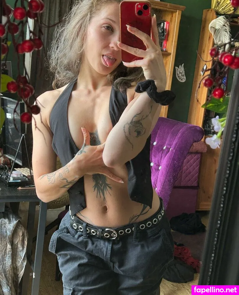 lydiablackwood, lydiablackwoodx Nude Leaked OnlyFans Photo #PeBHSRhhsw