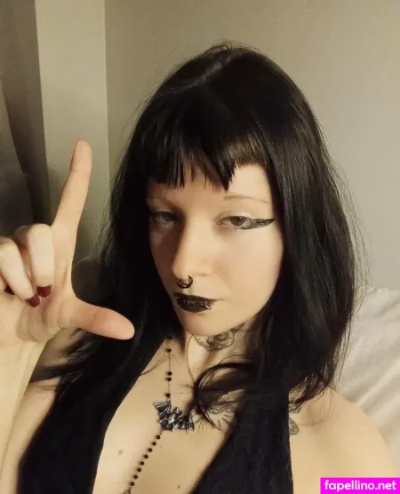 Lydialuxury OnlyFans Thumbnail #NfPaNnVp1w