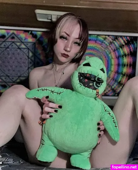 Lydiasnothererightnow OnlyFans Thumbnail #CAXmlTJS9z