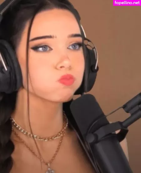 Lydiaviolet OnlyFans Thumbnail #3YXnxhQeXC