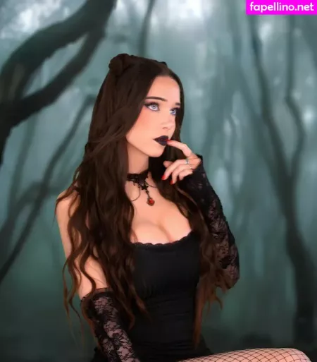 Lydiaviolet OnlyFans Thumbnail #JZ51y20wwA