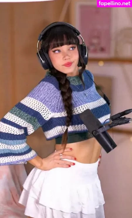 Lydiaviolet OnlyFans Thumbnail #K83uZLDiMm