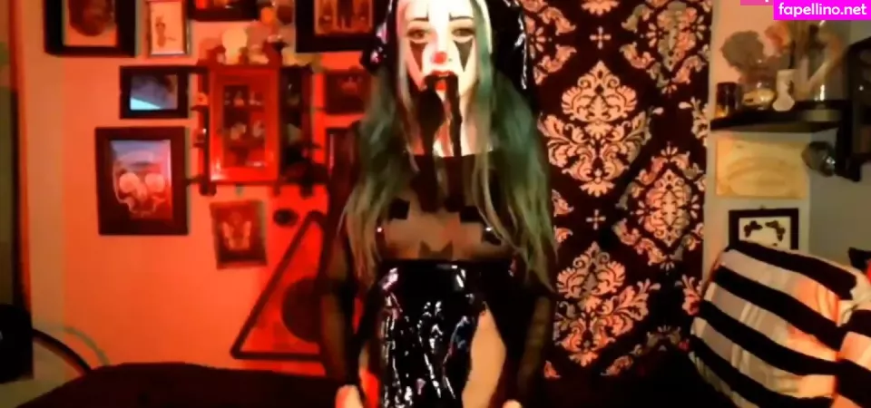 Lydiawiltsclown OnlyFans Thumbnail #4UwmnL6qlV