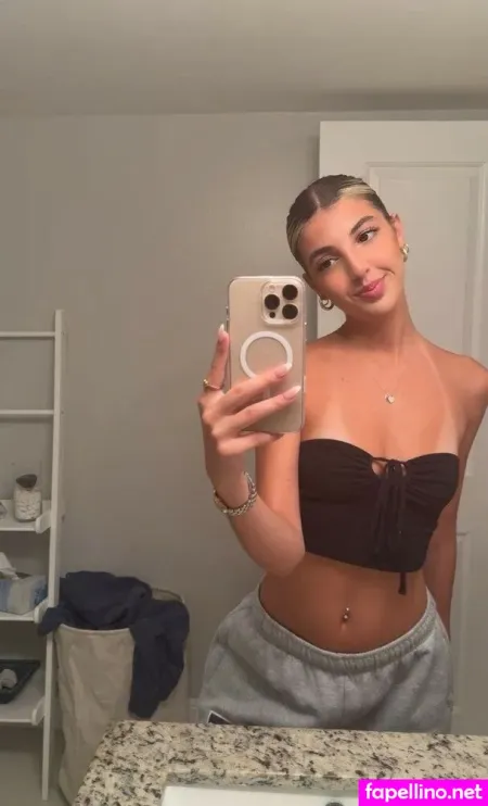 Lyla Lane OnlyFans Thumbnail #zMymLsK7Zm