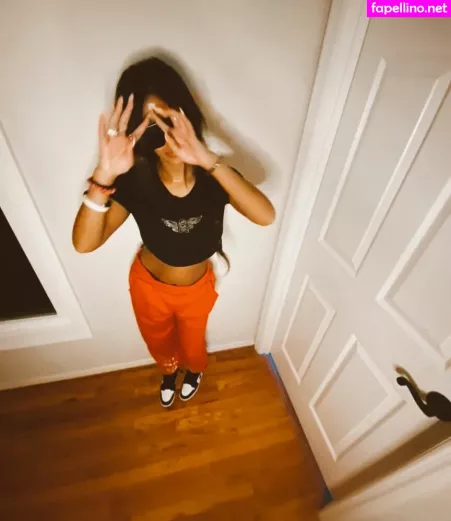 Lyla Troglin OnlyFans Thumbnail #6dGwSiqPZr