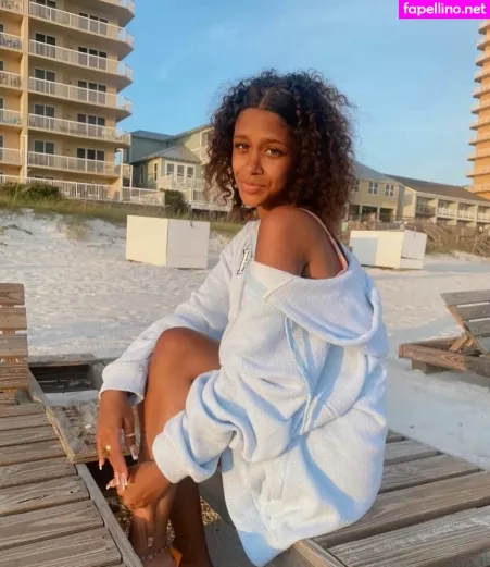 Lyla Troglin OnlyFans Thumbnail #JVV6S8HTVl