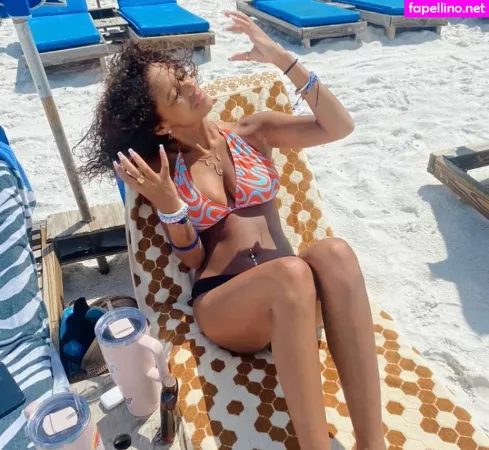 Lyla Troglin OnlyFans Thumbnail #uSVfNYy7yu