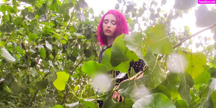 Lylacdoll OnlyFans Thumbnail #iW5bepKUEu