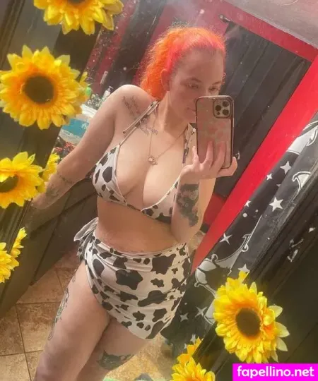 Lylacuteasducks OnlyFans Thumbnail #9JXWrWUz6K