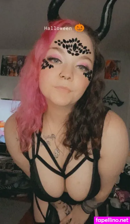 Lylacuteasducks OnlyFans Thumbnail #YFi79mSqq3