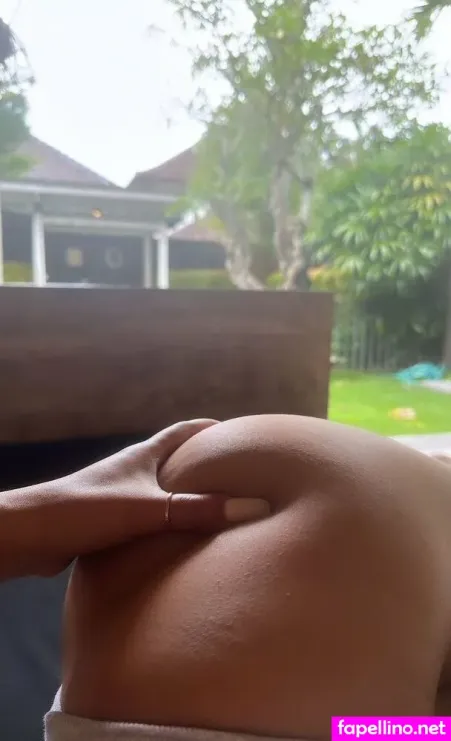 Lylah Jane OnlyFans Thumbnail #4r0C65mBgc