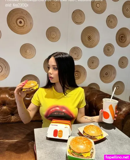 Lyna Com OnlyFans Thumbnail #6xIxUCR6vP