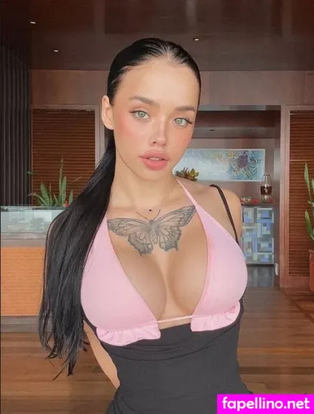 Lyna Com2000 OnlyFans Thumbnail #GJnco6SzLq