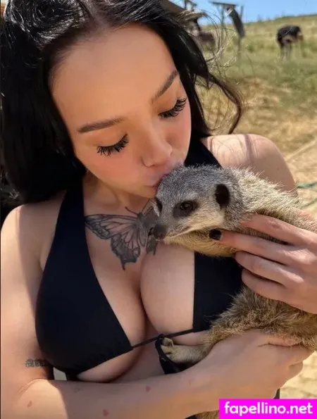 Lyna Com2000 OnlyFans Thumbnail #uCB5jxJsid