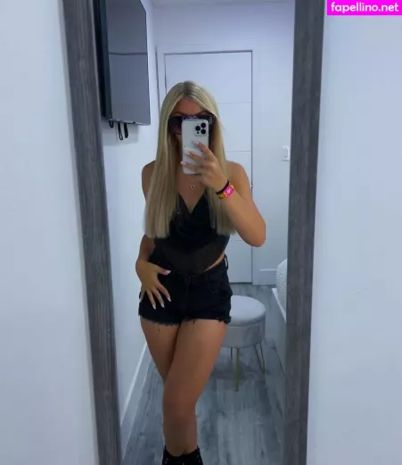 Lyndalessandro OnlyFans Thumbnail #bNHMHNCffA